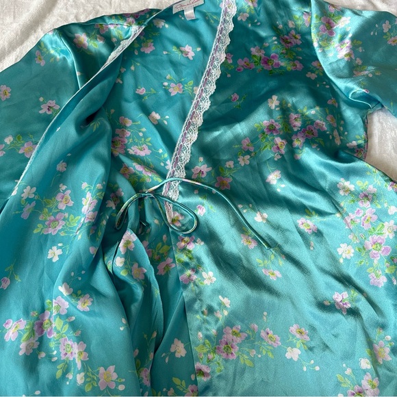 Teal Floral Lace Night Gown Robe - Picture 6 of 8